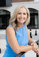 Photo of Heidi Schroeder